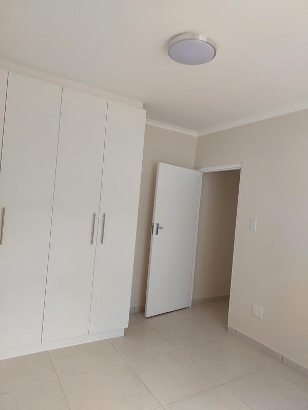 To Let 2 Bedroom Property for Rent in Crawford Western Cape